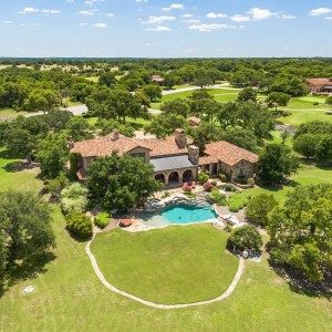 Rock star's Texas home hits the market for a cool $2 