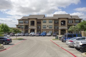 Apartment Rentals in San Antonio, TX - Exterior Building with Parking 