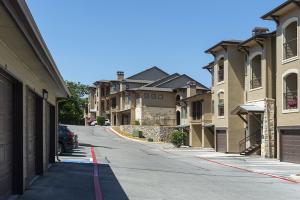 Apartments-in-San-Antonio-Texas-Exterior-Apartment-Buildings