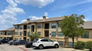 Apartments in San Antonio, TX - Exterior-Building-and-Parking-Area-2